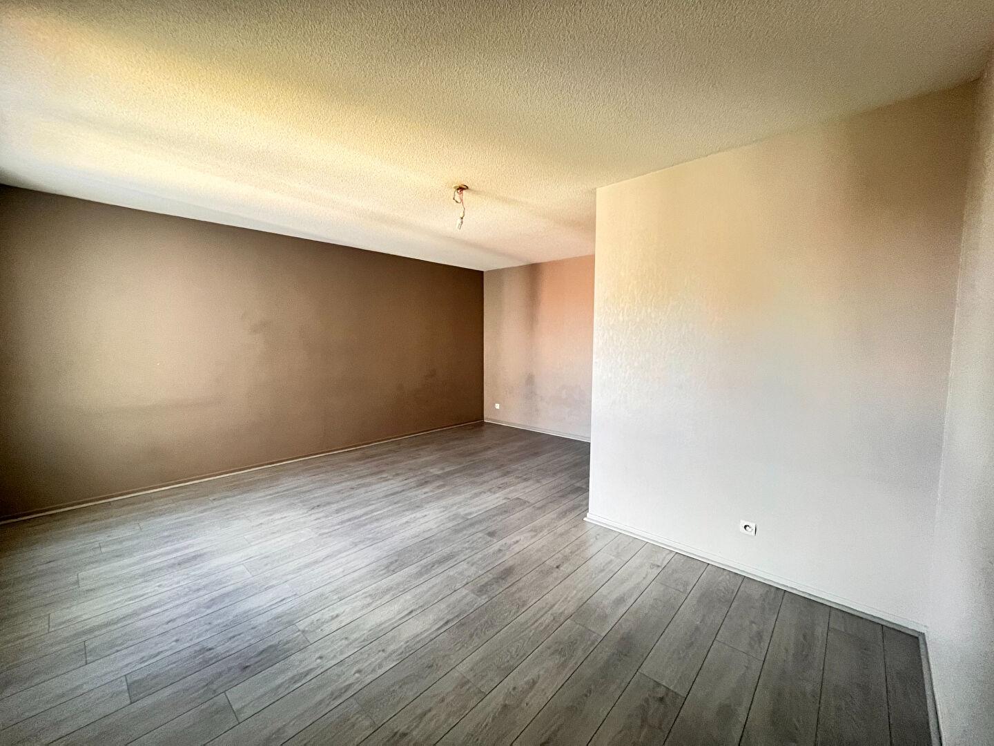 Appartement REIMS (51100) 1 pièce 38.00 m²