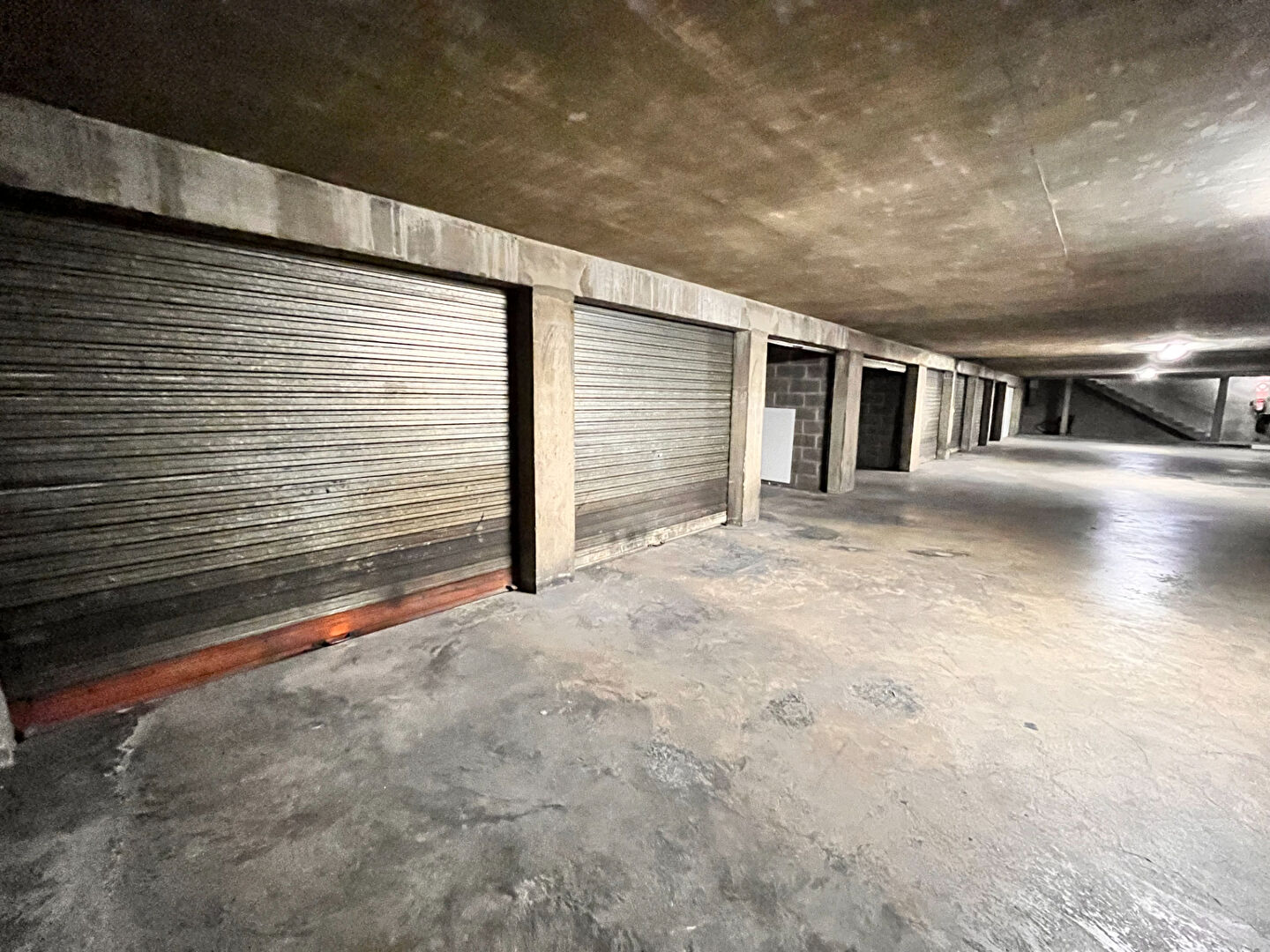 Parking / box REIMS (51100) 14.00 m²