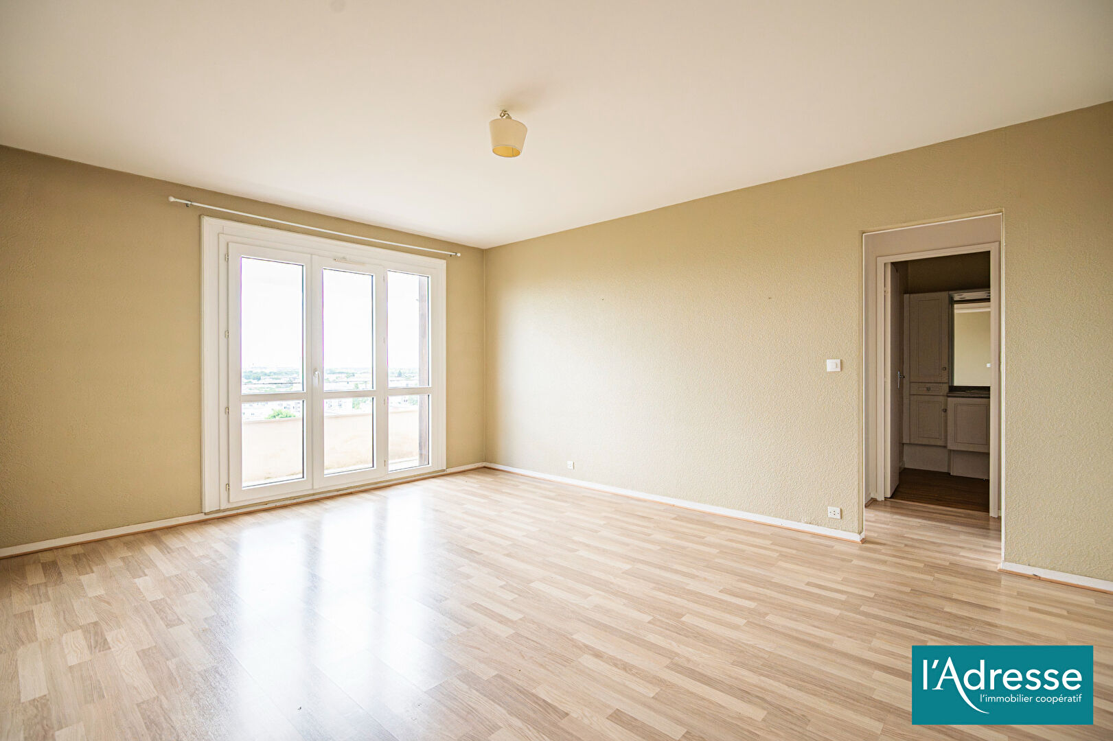 Appartement REIMS (51100) 2 pièces 55.00 m²