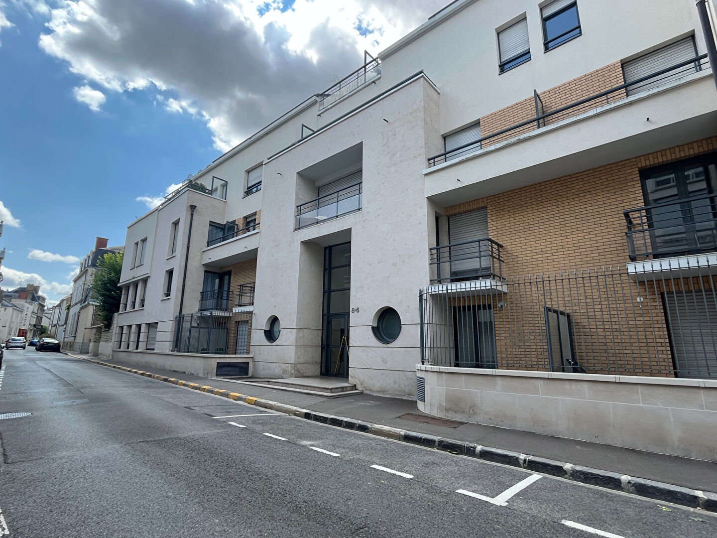 Parking / box REIMS (51100) 14.00 m²