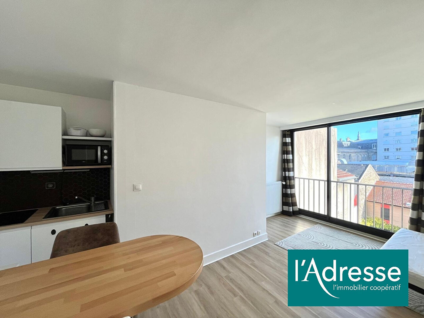 Appartement REIMS (51100) 1 pièce 21.38 m²