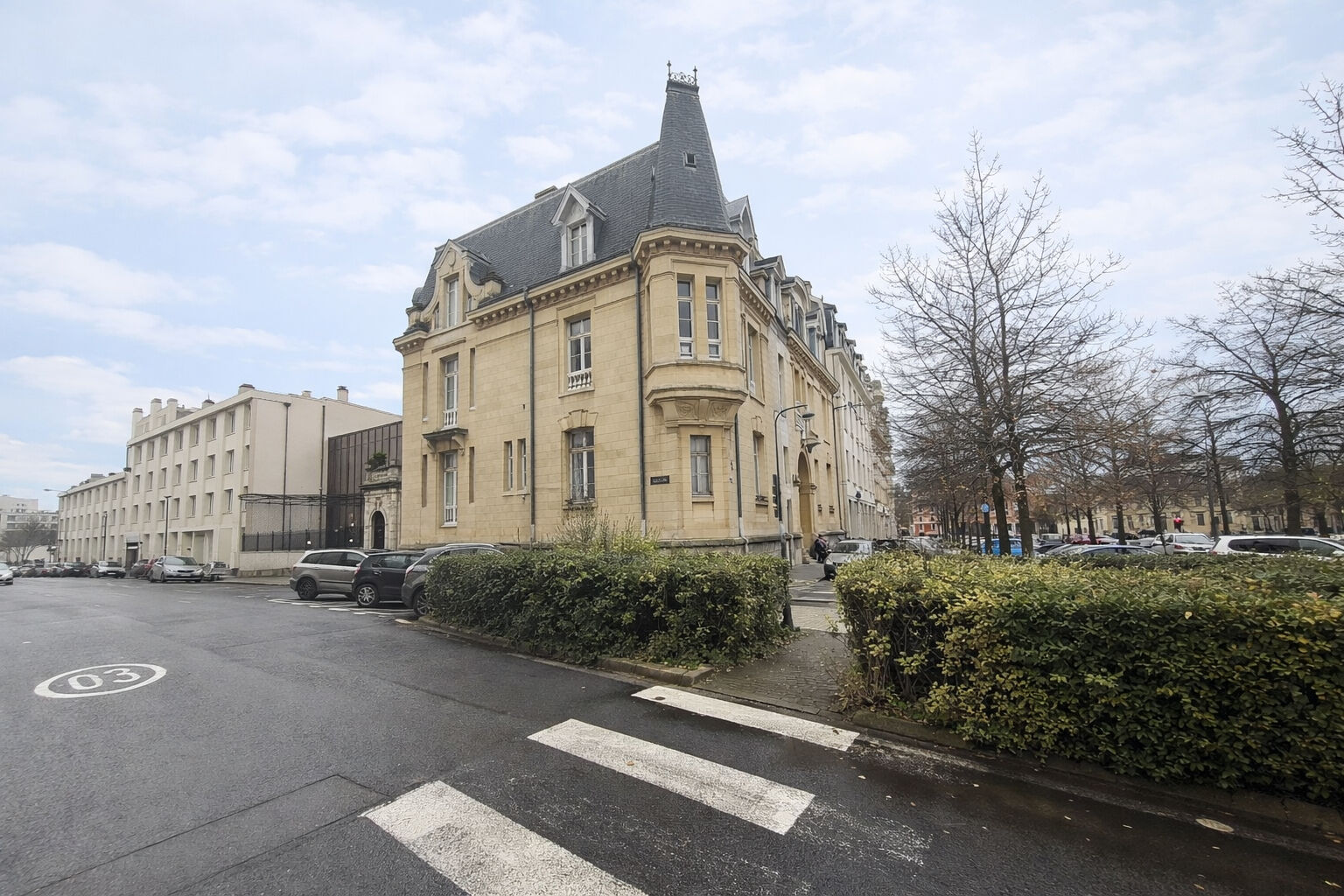 Appartement REIMS (51100) 5 pi&egrave;ces 230.00 m&sup2;