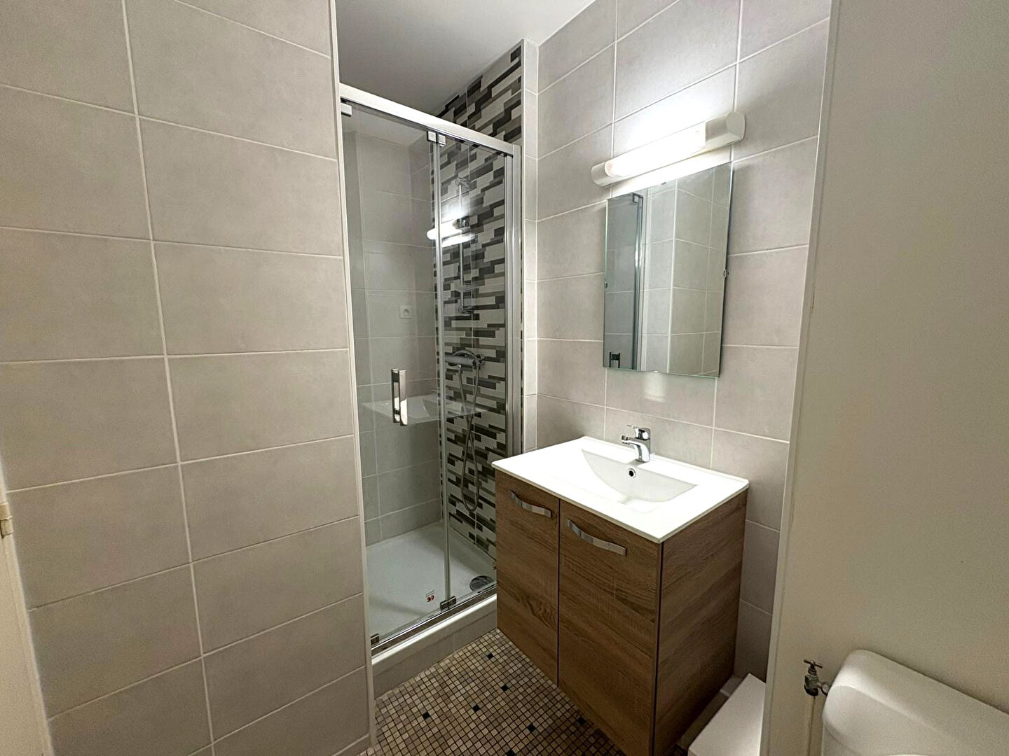 Appartement REIMS (51100) 1 pi&egrave;ce 39.00 m&sup2;