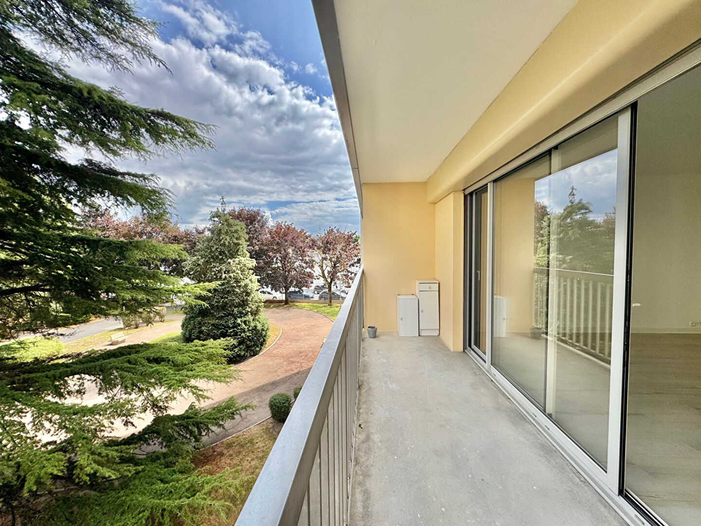 Appartement REIMS (51100) 1 pièce 31.00 m²