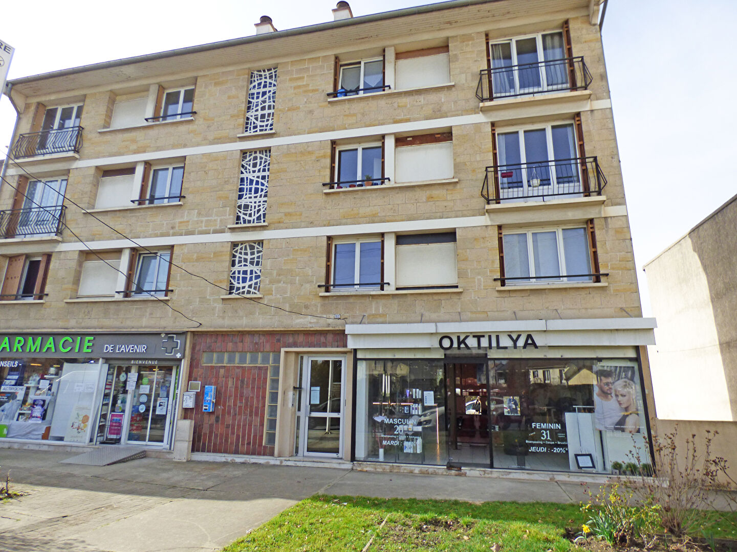 Appartement NEUILLY SUR MARNE (93330) 1 pièce 24.00 m²
