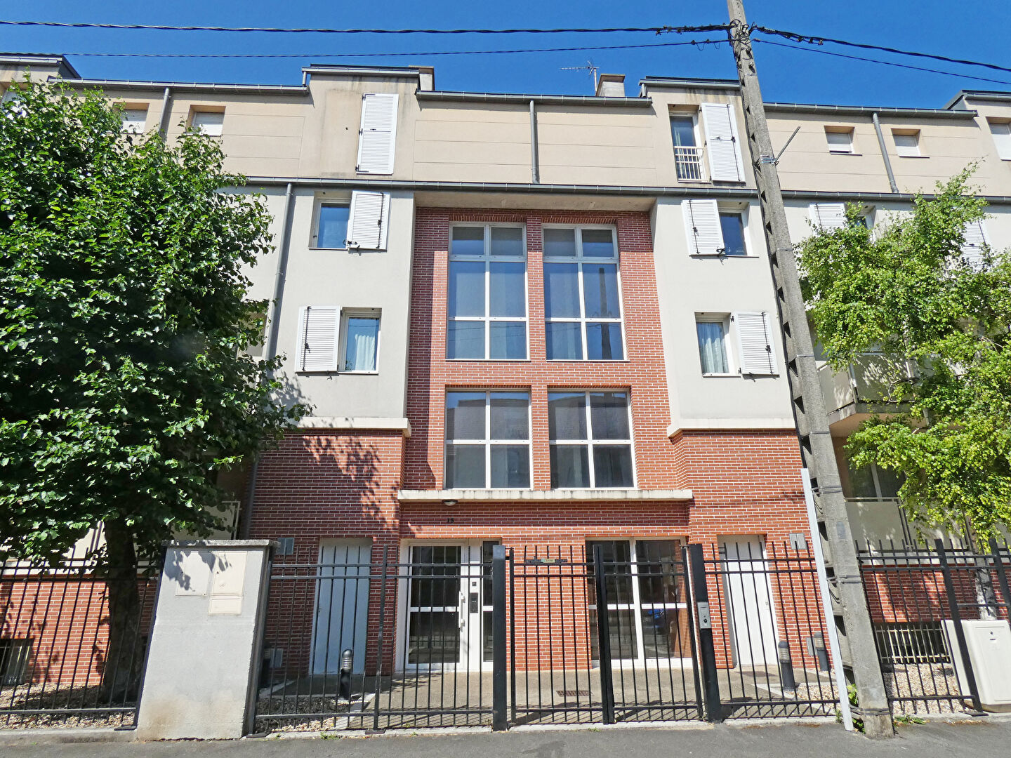 Appartement NEUILLY SUR MARNE (93330) 4 pièces 99.51 m²