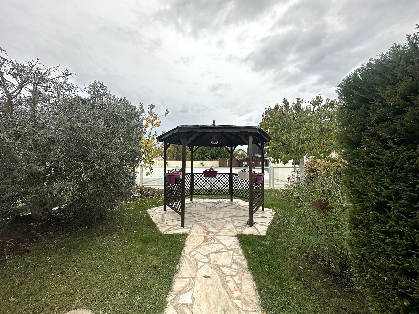 Maison NEUILLY SUR MARNE (93330) 4 pièces 90.00 m²