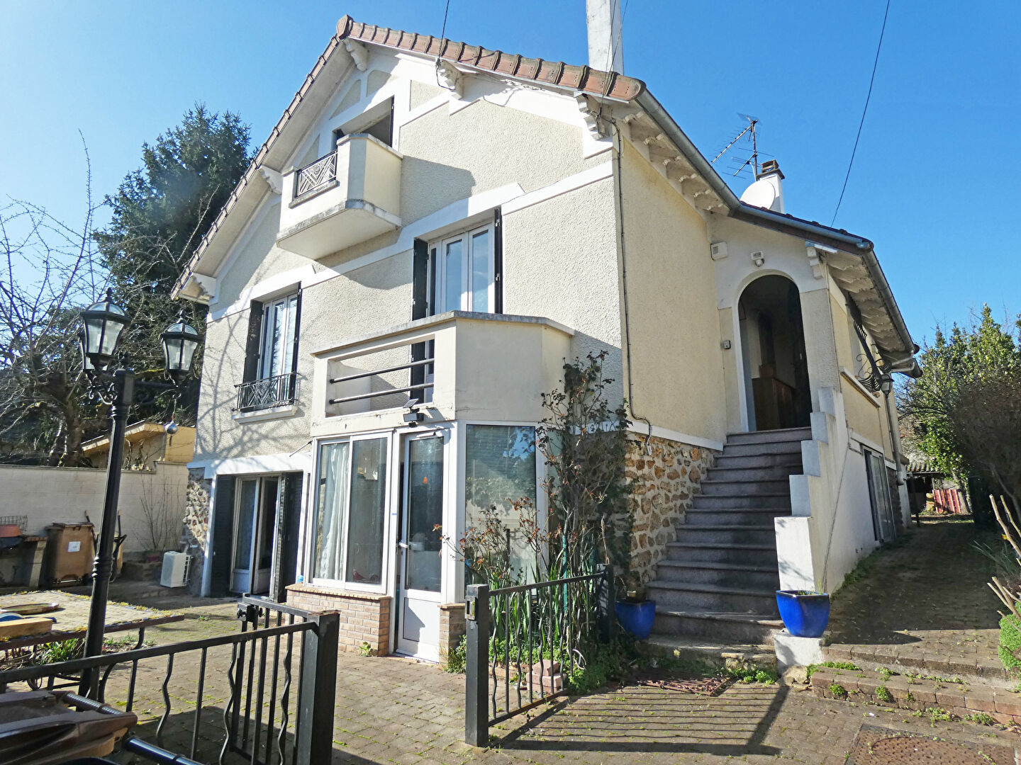 Maison NEUILLY SUR MARNE (93330) 5 pi&egrave;ces 147.00 m&sup2;