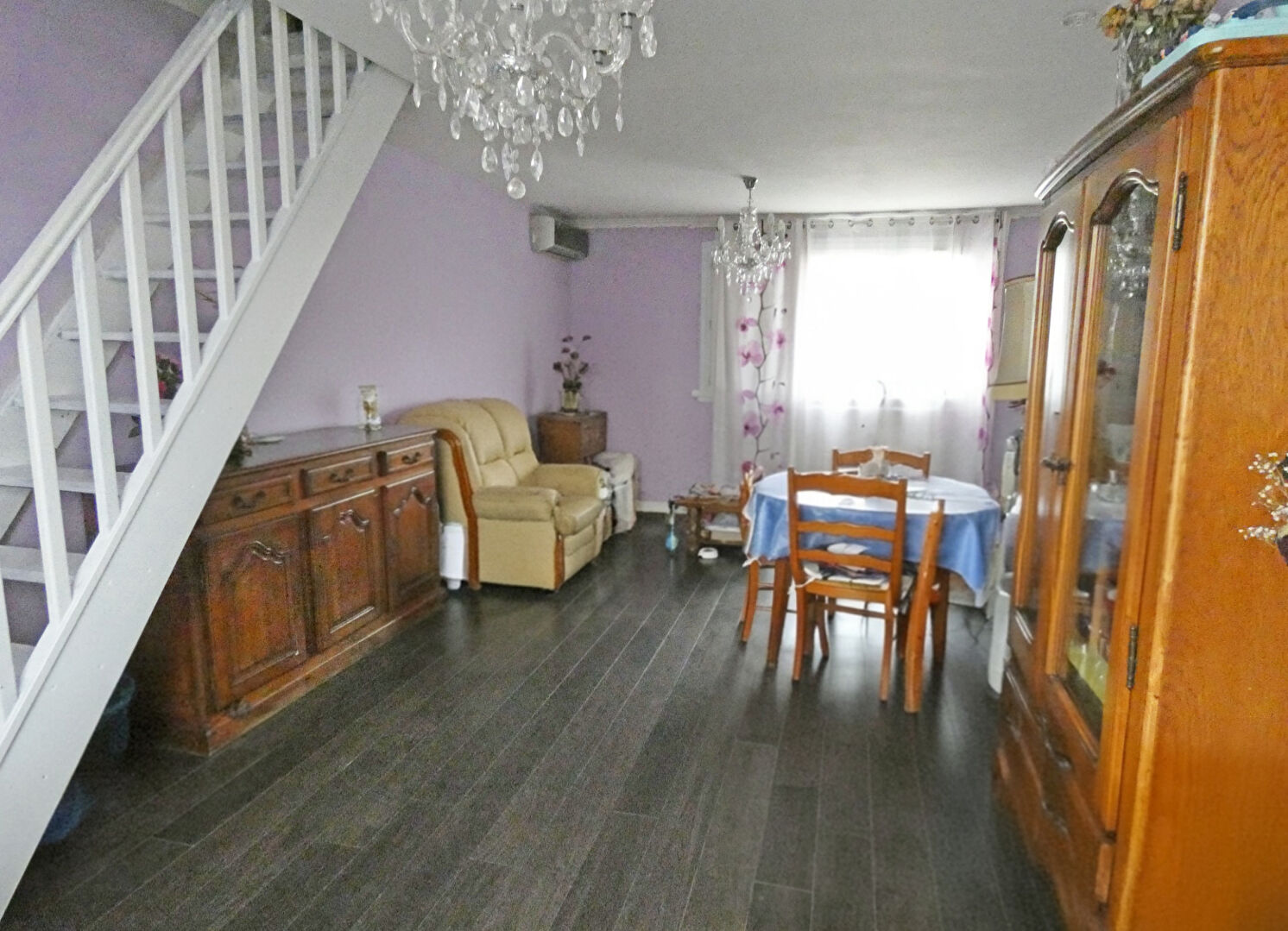 à 5 km de Sevran 305 000 € Maison 5 pièces , 3 chambres 85.00 m² Avec jardin, garage/box Voir le bien