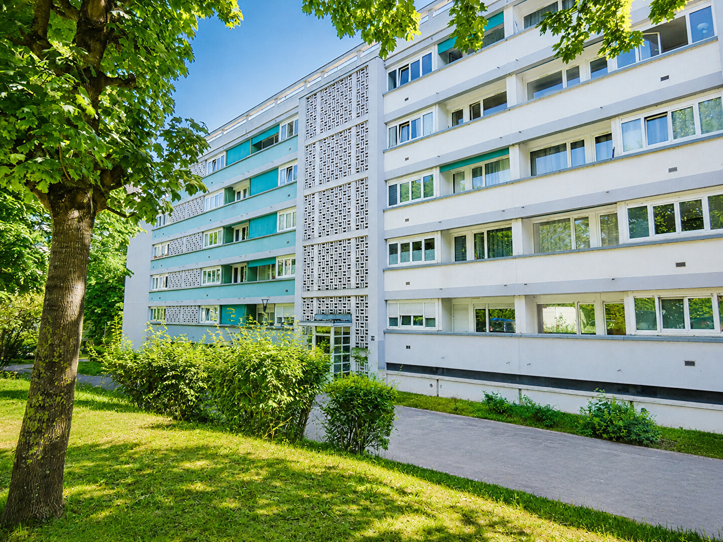 Gagny (93) 147 500 € Appartement 3 pièces , 2 chambres 63.00 m² Voir le bien