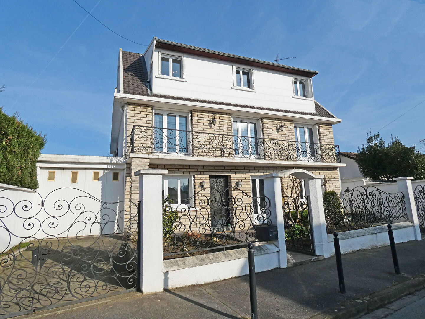 Maison GAGNY (93220) 10 pièces 198.00 m²