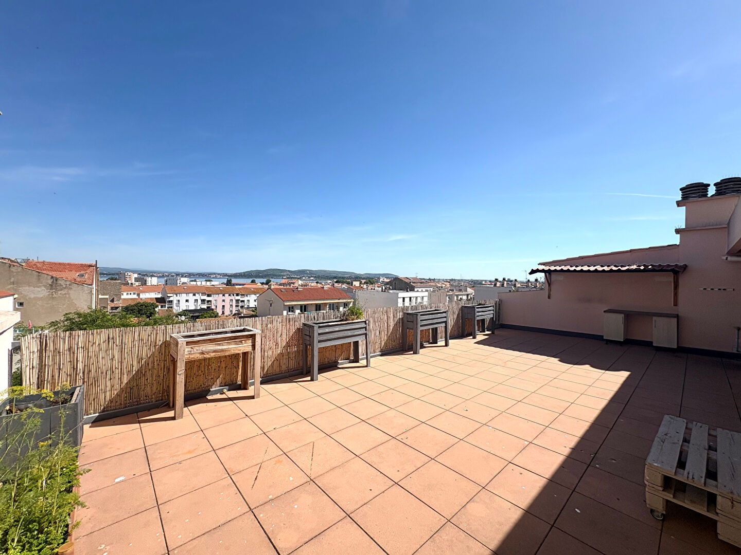 Appartement SETE (34200) 2 pi&egrave;ces 42.00 m&sup2;