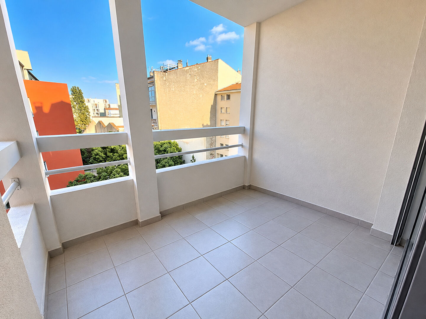 Appartement SETE (34200) 2 pi&egrave;ces 23.00 m&sup2;