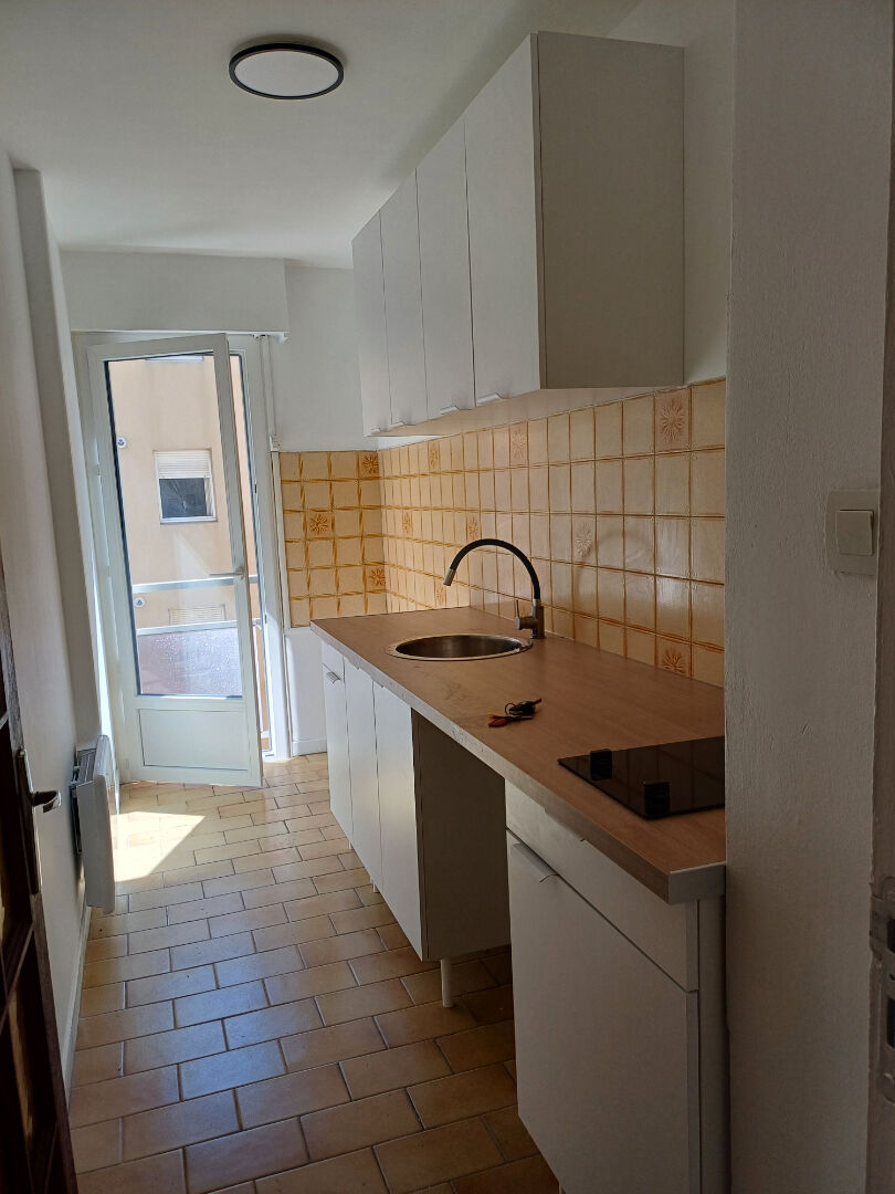 Appartement SETE (34200) 1 pièce 37.73 m²