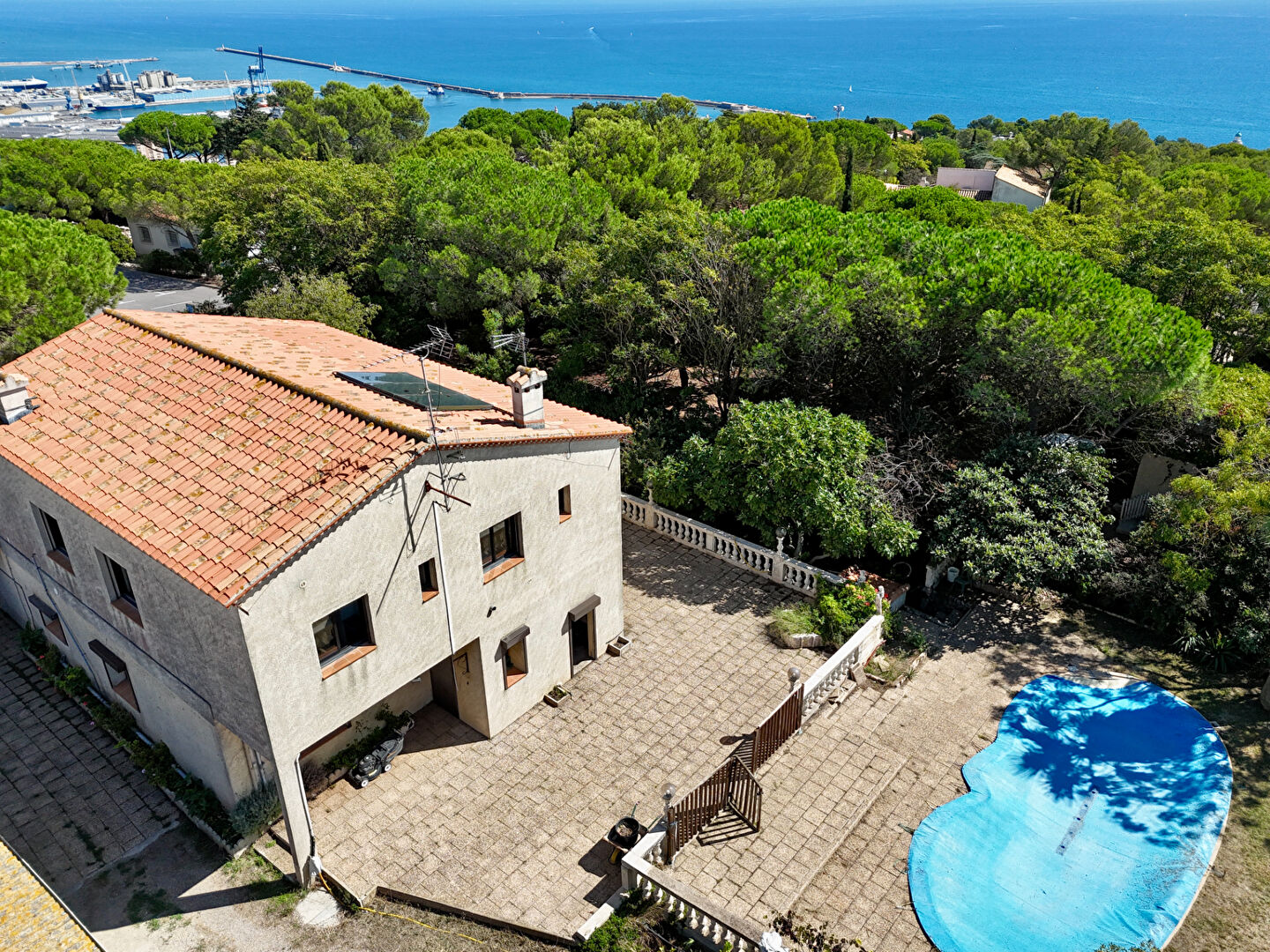 Maison SETE (34200) 9 pièces 250.30 m²