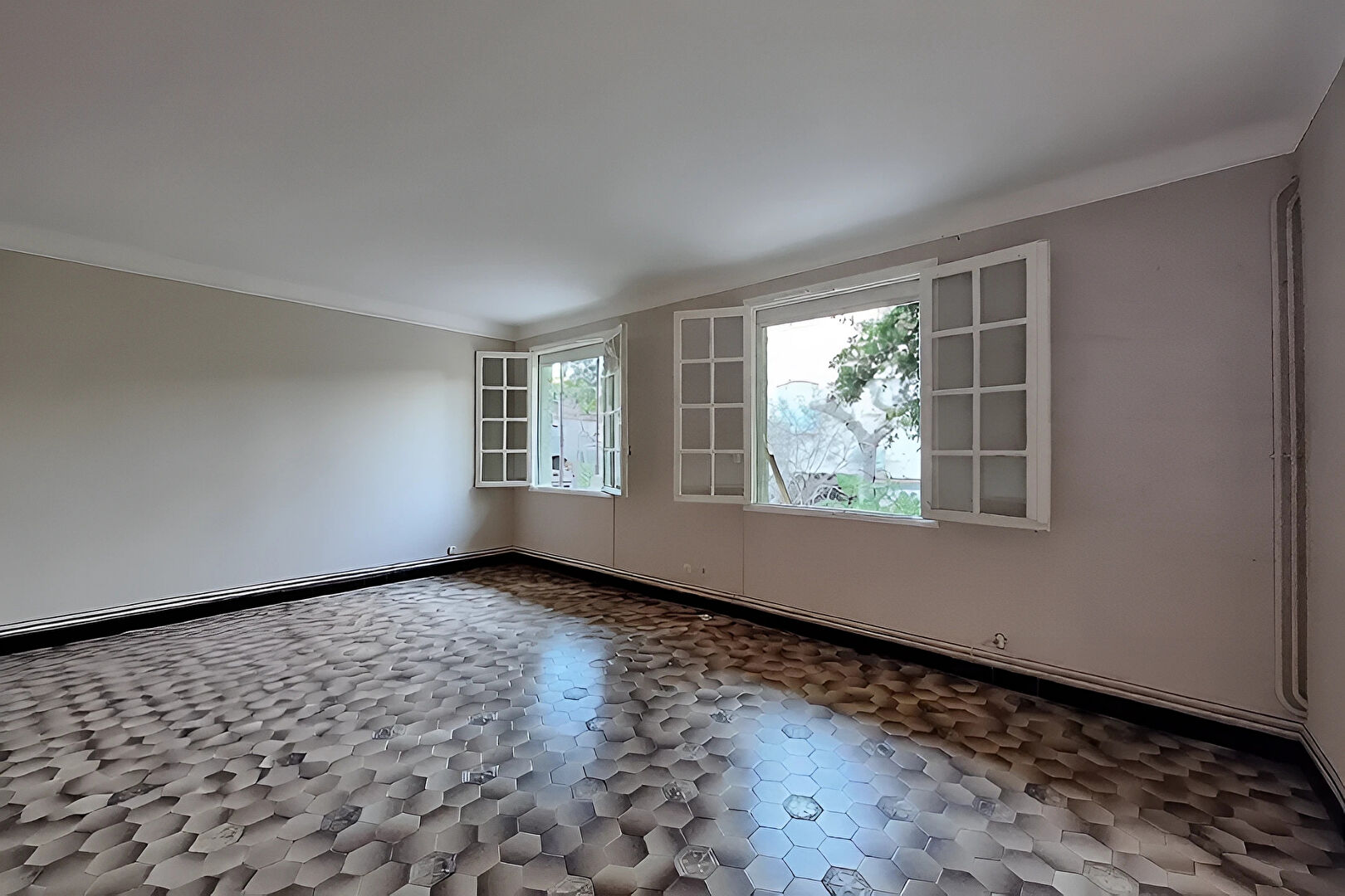 Appartement SETE (34200) 4 pièces 106.00 m²