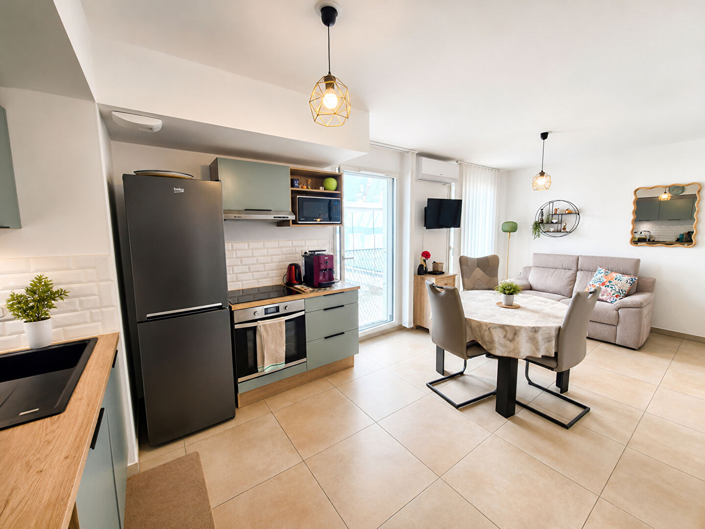 Appartement SETE (34200) 3 pi&egrave;ces 75.00 m&sup2;