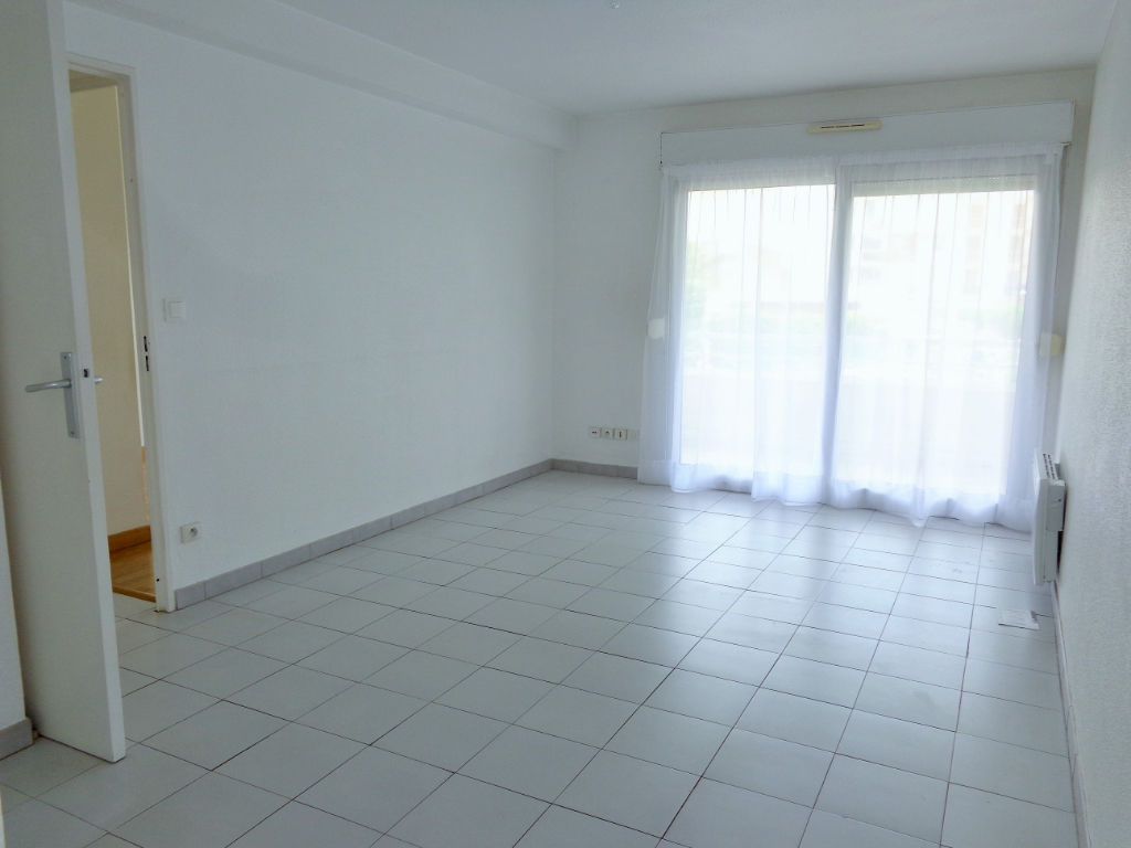 Appartement SETE (34200) 2 pi&egrave;ces 39.07 m&sup2;