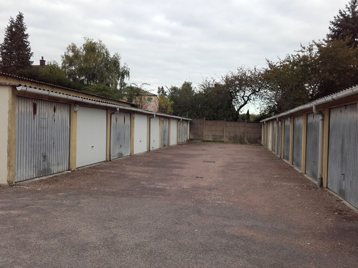 Parking / box CHALON SUR SAONE (71100) 12.00 m²