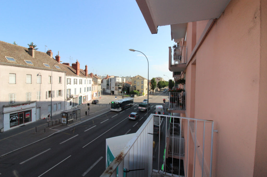 Appartement CHALON SUR SAONE (71100) 3 pi&egrave;ces 58.45 m&sup2;