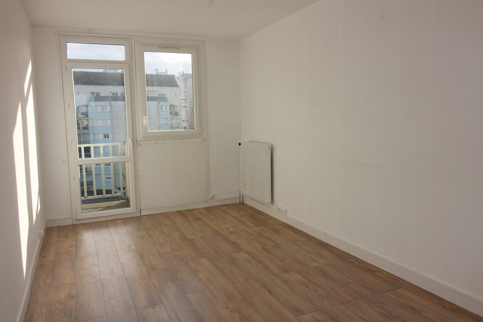 Appartement CHALON SUR SAONE (71100) 2 pièces 43.89 m²