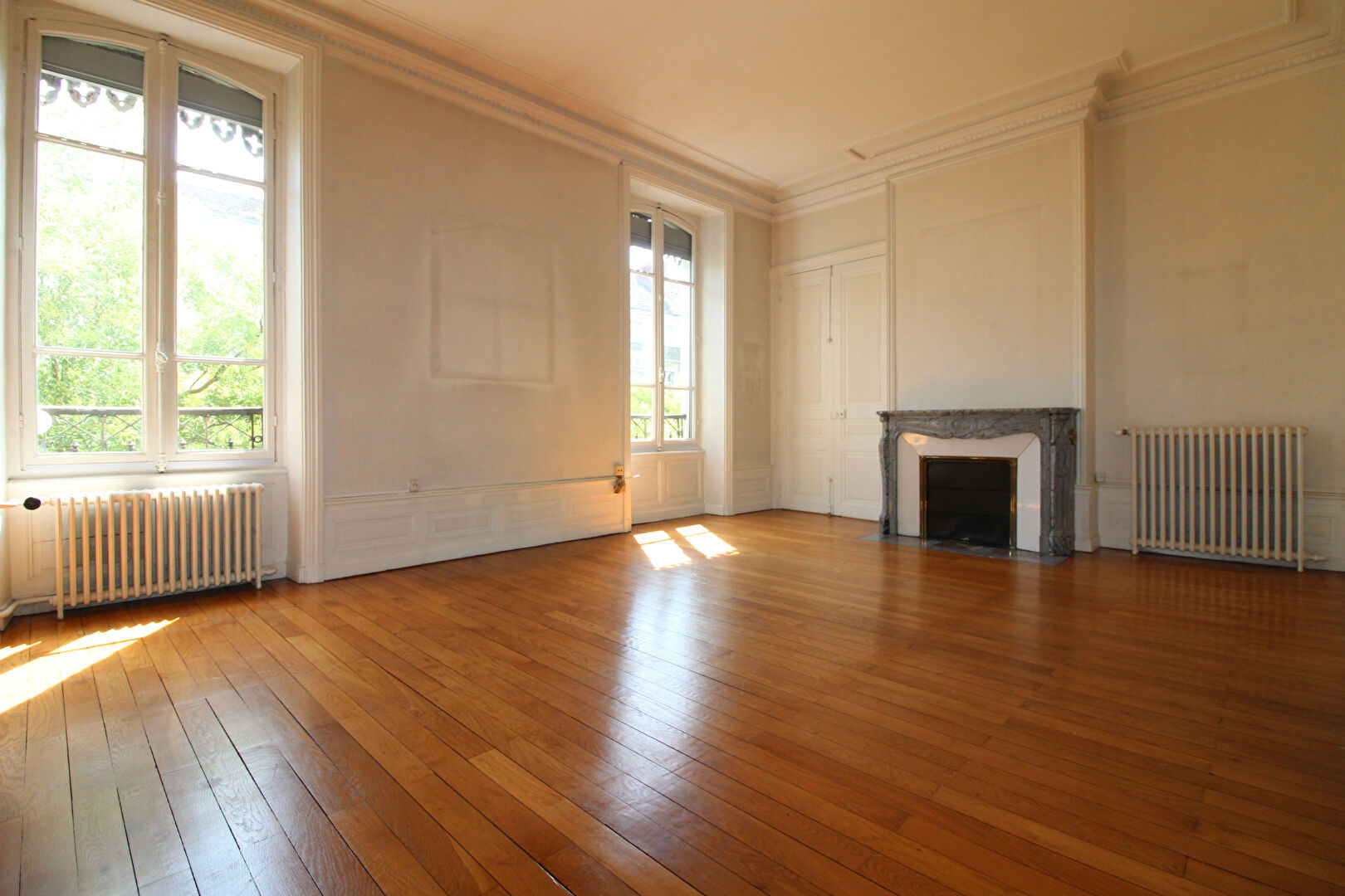 Appartement CHALON SUR SAONE (71100) 5 pi&egrave;ces 172.40 m&sup2;