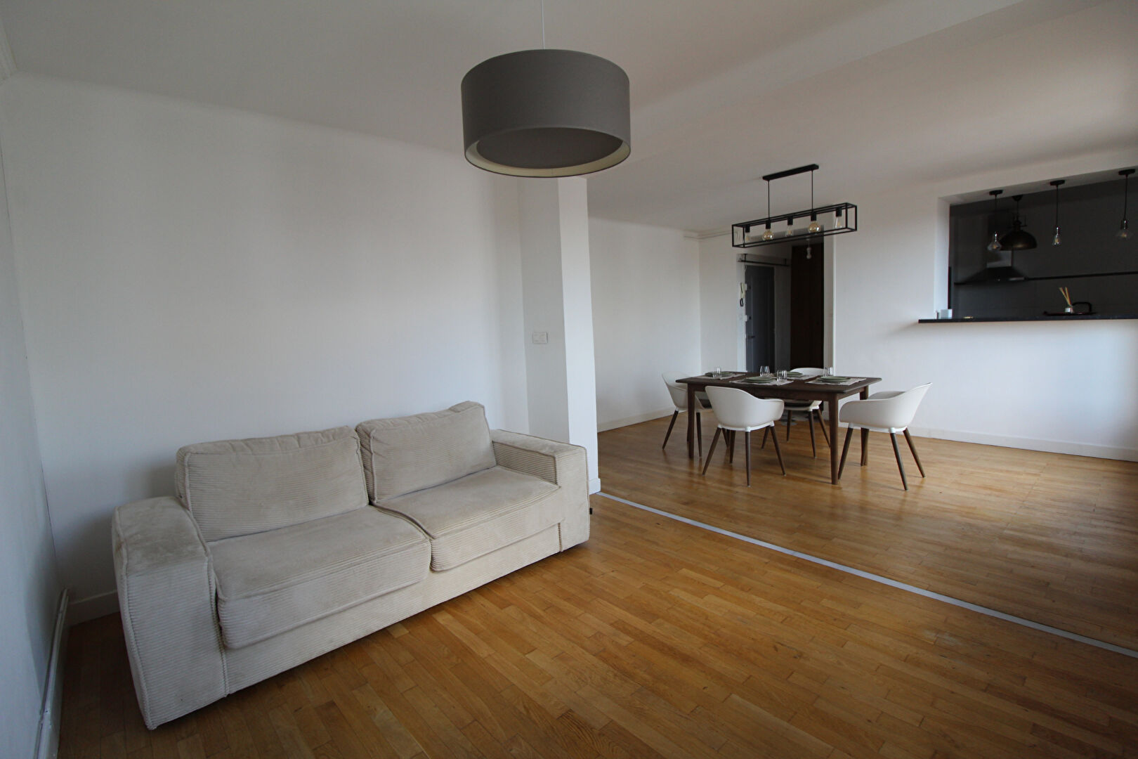 Appartement DIJON (21000) 2 pièces 52.00 m²