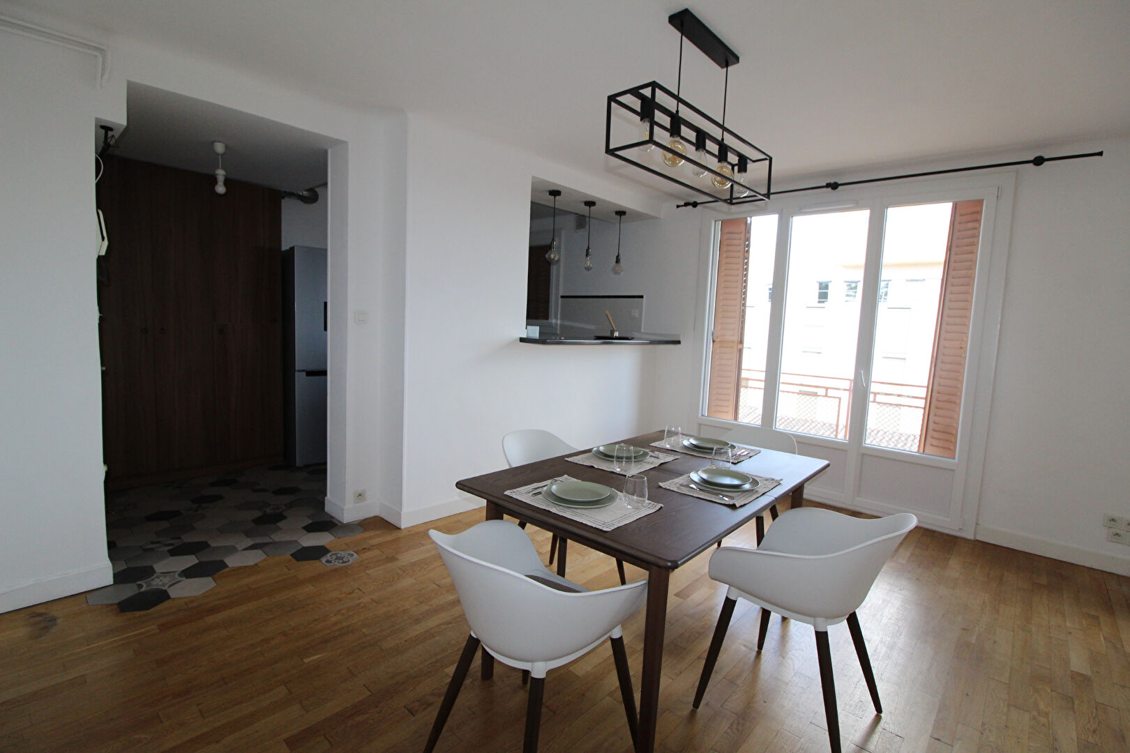 Appartement DIJON (21000) 2 pièces 52.00 m²