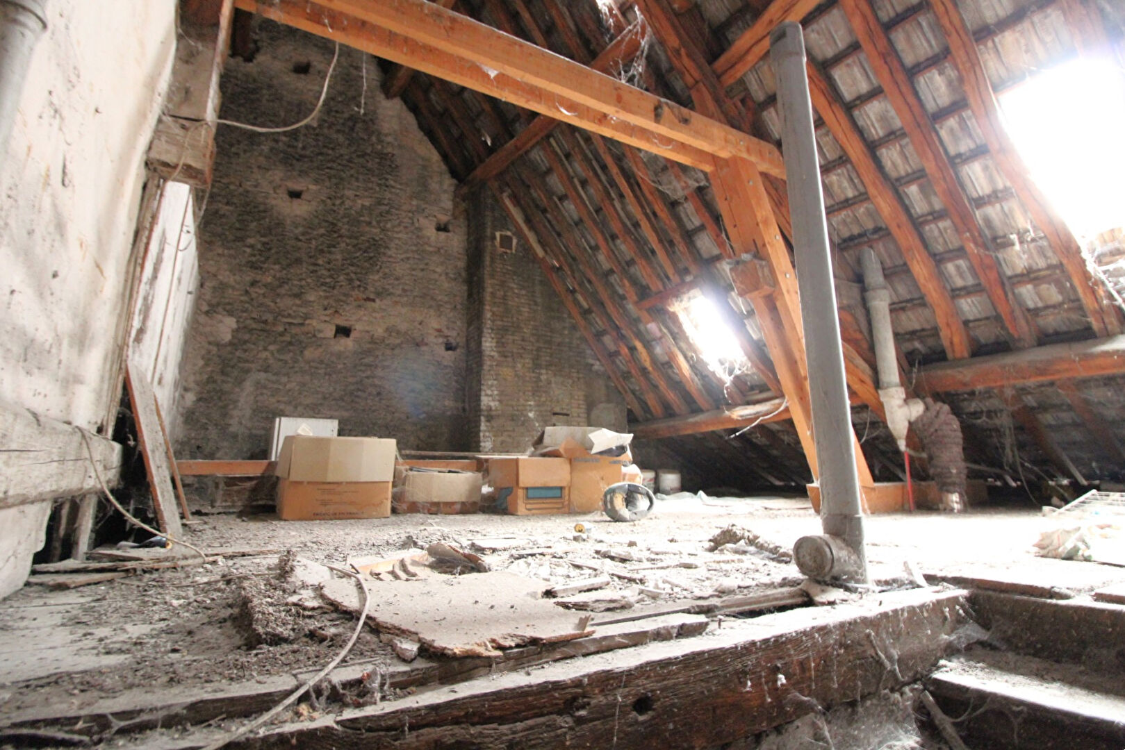 Appartement CHALON SUR SAONE (71100) 1 pièce 31.68 m²