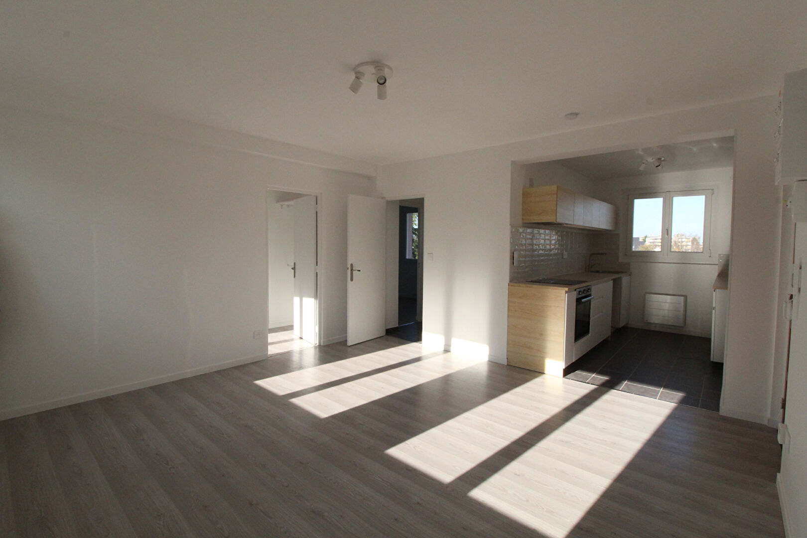 Appartement DIJON (21000) 3 pi&egrave;ces 56.92 m&sup2;