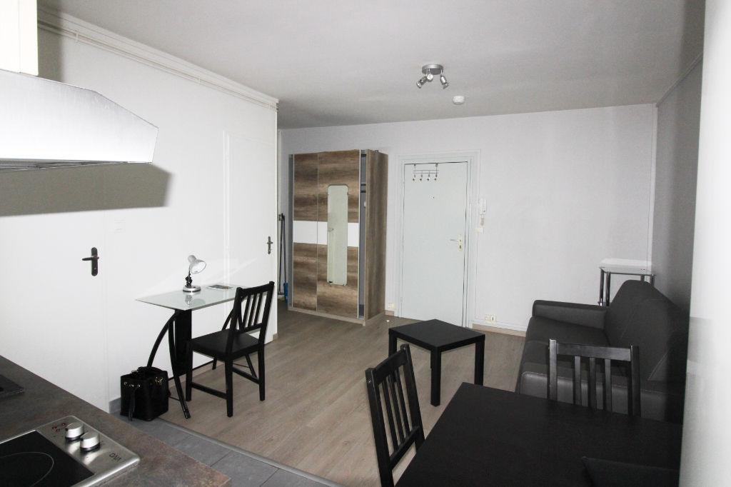 Appartement CHALON SUR SAONE (71100) 1 pièce 24.00 m²