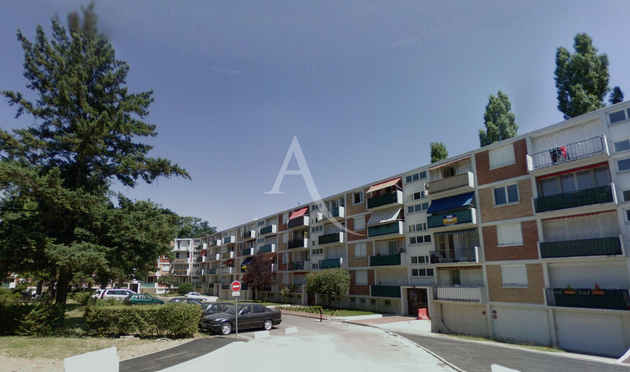 Parking / box SAINTE GENEVIEVE DES BOIS (91700) 12.00 m&sup2;