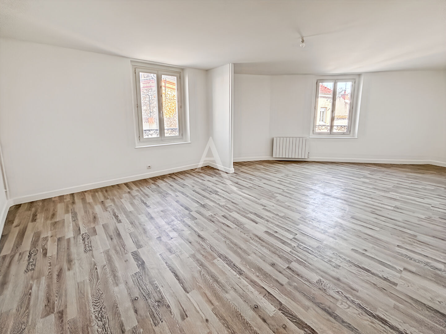 Appartement SAINT MICHEL SUR ORGE (91240) 3 pi&egrave;ces 82.00 m&sup2;