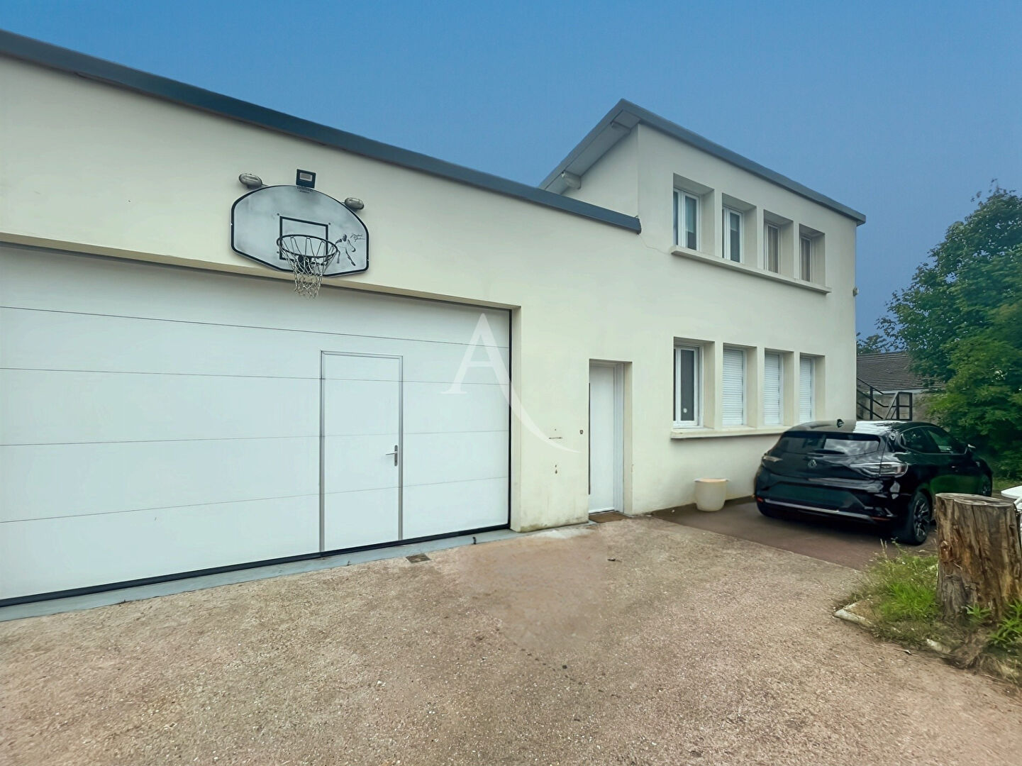 Immeuble de rapport SAINT MICHEL SUR ORGE (91240) 5 pièces 150.54 m²