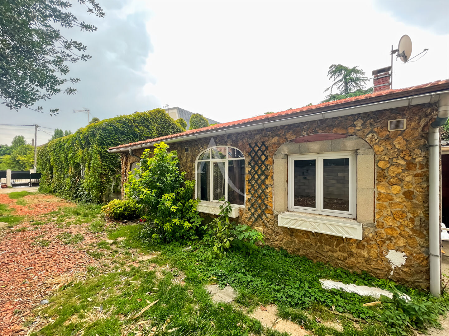 Maison SAINTE GENEVIEVE DES BOIS (91700) 4 pièces 80.69 m²