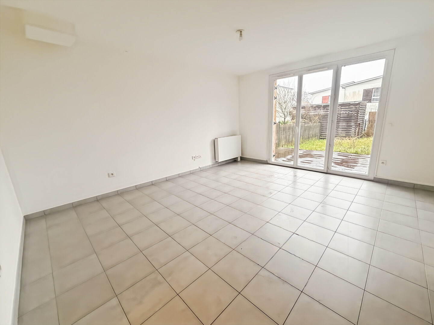 Maison SAINTE GENEVIEVE DES BOIS (91700) 3 pi&egrave;ces 77.33 m&sup2;