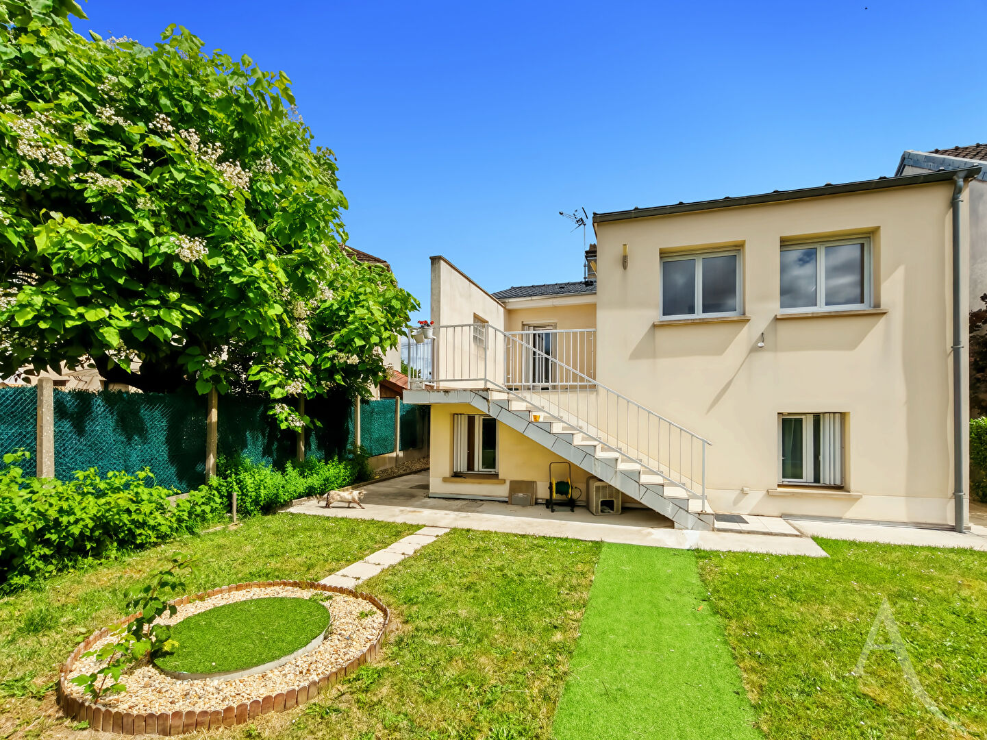 Maison sainte GENEVIEVE DES BOIS (91700) 6 pi&egrave;ces 120.02 m&sup2;