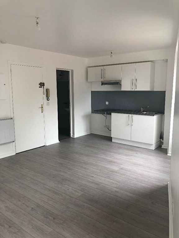 Appartement SAVIGNY SUR ORGE (91600) 1 pièce 22.00 m²