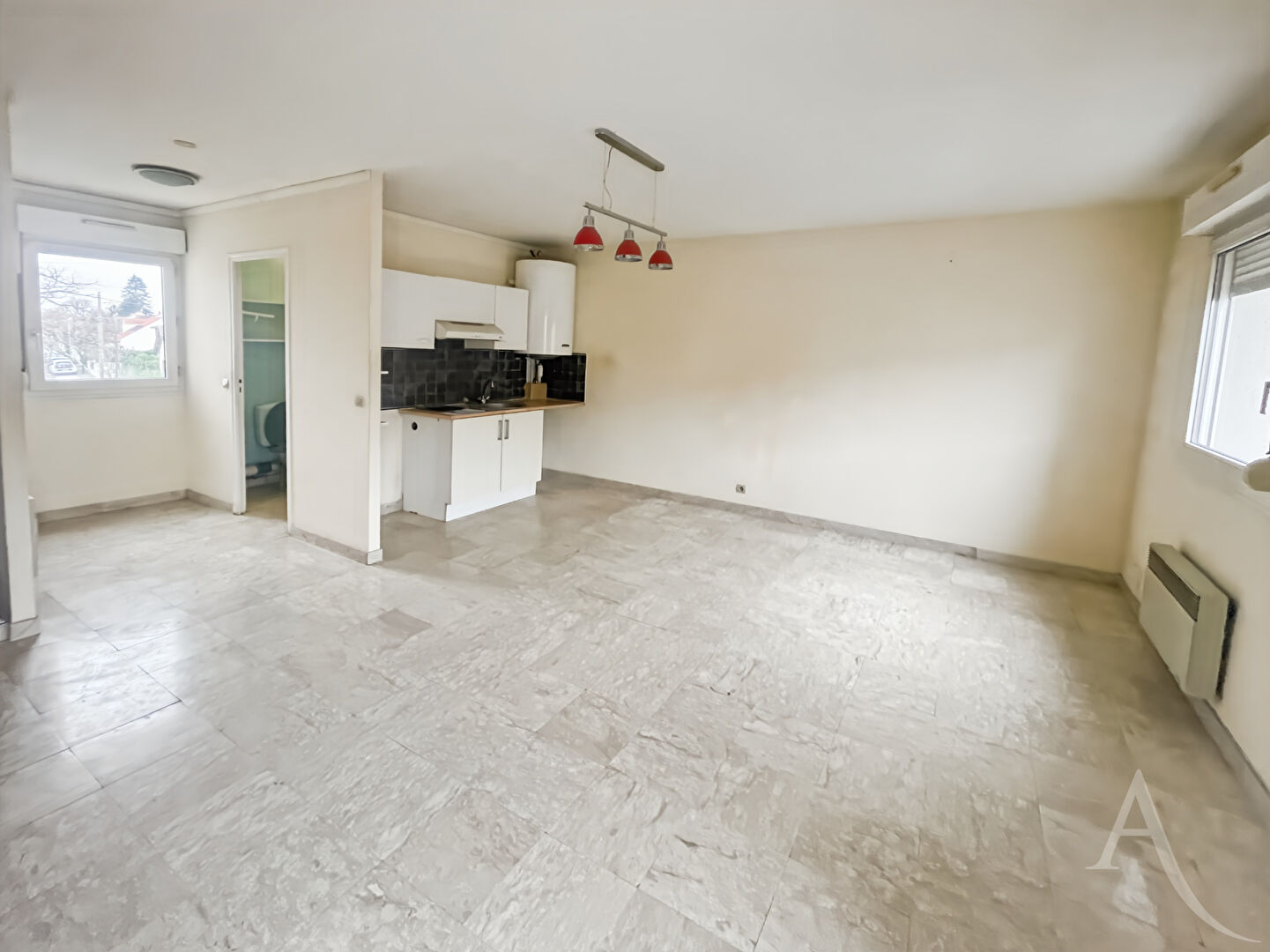 Appartement SAINTE GENEVIEVE DES BOIS (91700) 1 pi&egrave;ce 30.00 m&sup2;