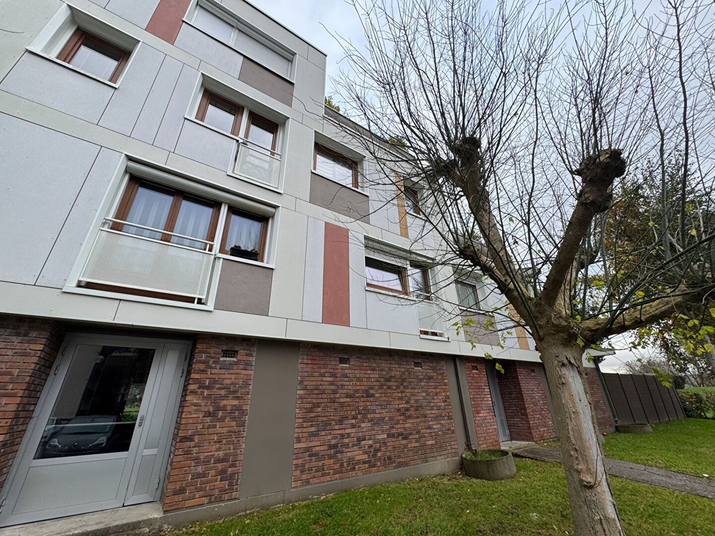 Appartement BOUSSY SAINT ANTOINE (91800) 1 pièce 29.64 m²
