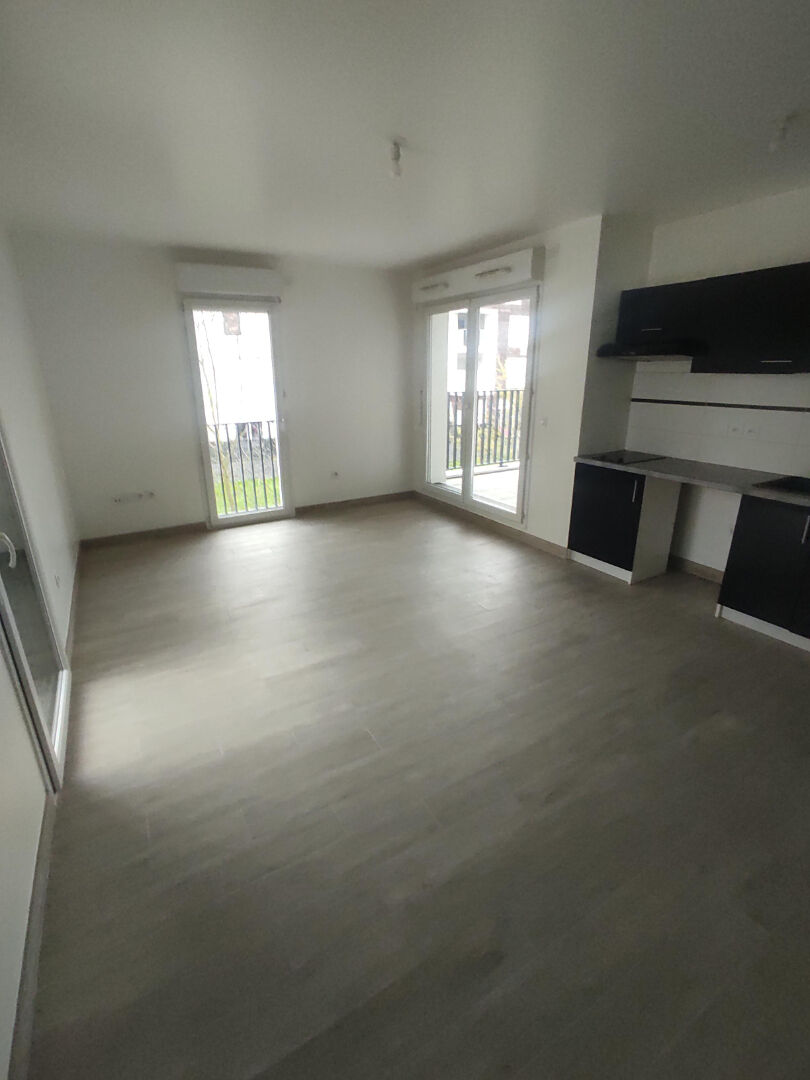 à 39 km de Champagne-sur-Seine 930 € / mois cc Appartement 3 pièces , 2 chambres 58.45 m² Avec terrasse Voir le bien