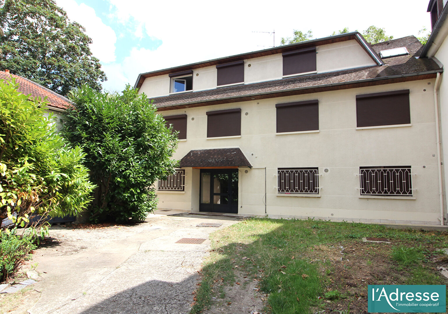 Immeuble MORSANG SUR ORGE (91390) 8 pièces 205.20 m²