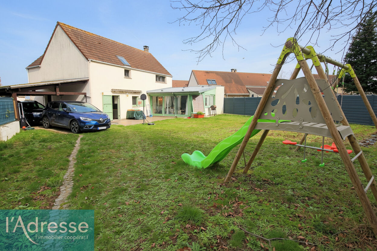 Maison FLEURY MEROGIS (91700) 5 pi&egrave;ces 140.00 m&sup2;