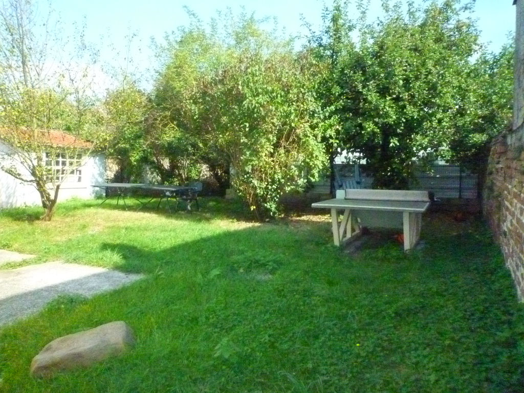 à 38 km de Avon 1 080 € / mois cc Appartement 3 pièces , 2 chambres 67.00 m² Avec jardin Voir le bien