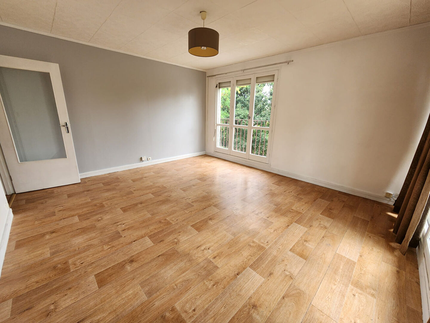Appartement YERRES (91330) 2 pièces 52.00 m²