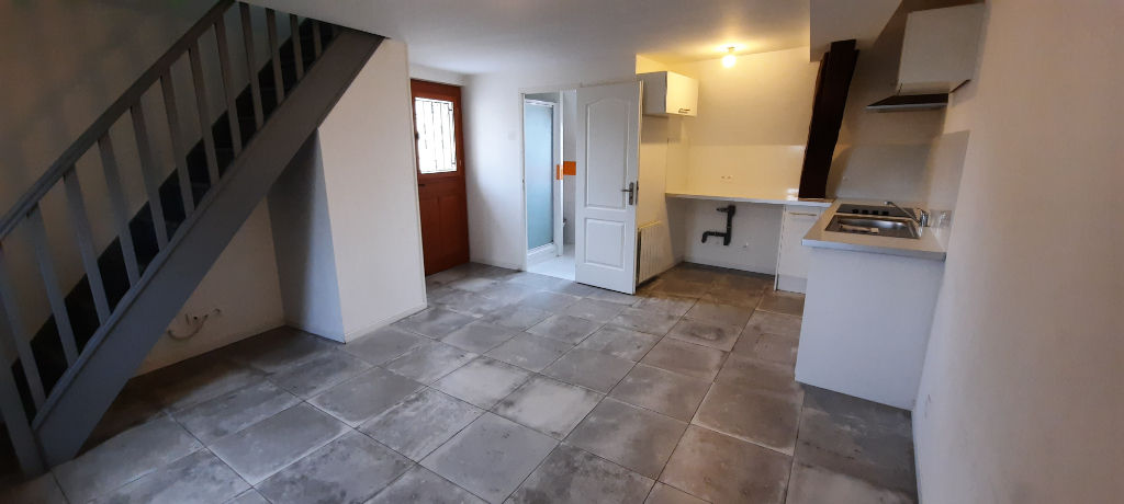 Location appartement 2 pièces, 27.81m², Montgeron - 805 € / mois cc