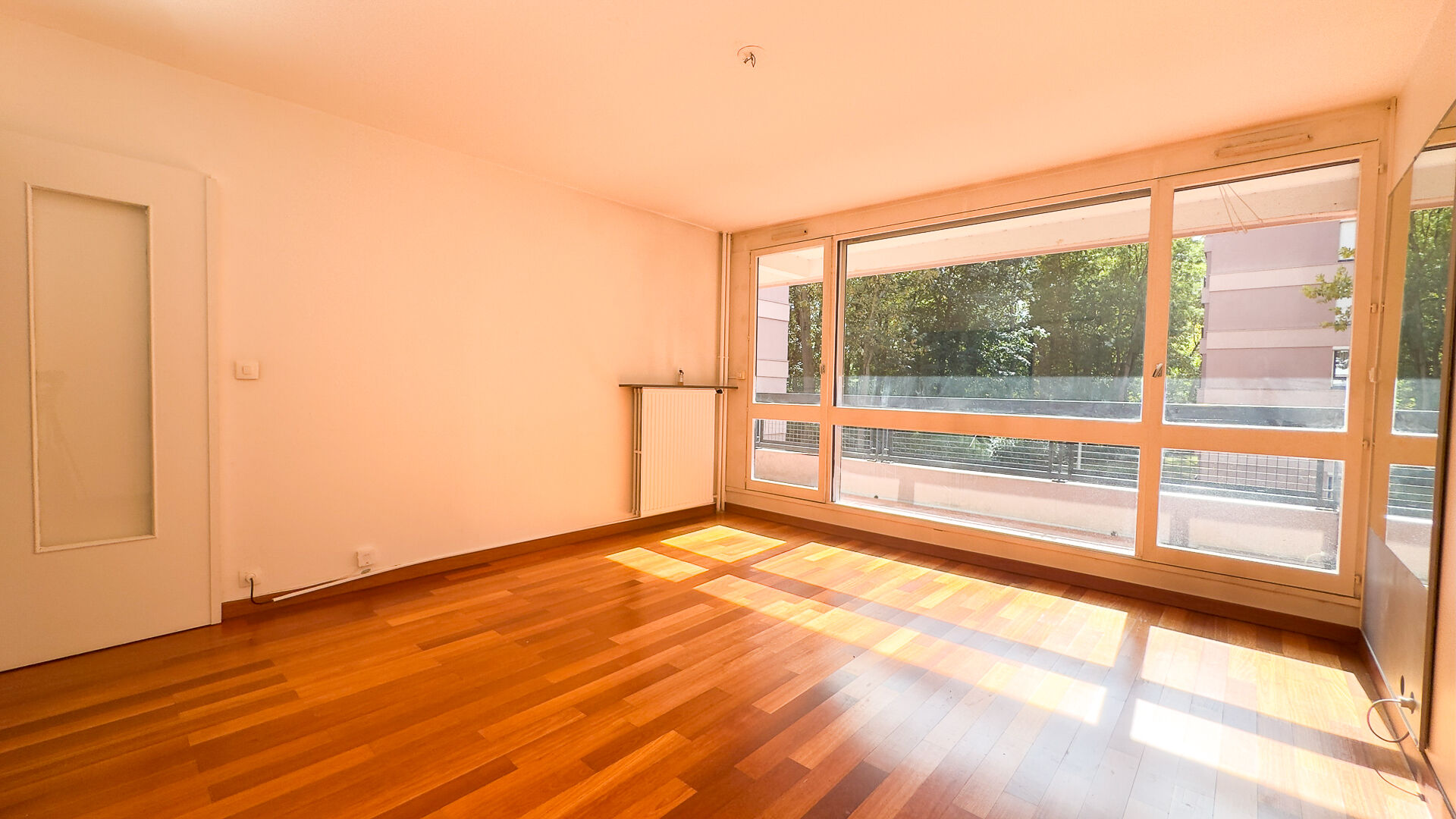 à 5 km de Épinay-sous-Sénart Exclusif 199 900 € Appartement 3 pièces , 2 chambres 70.70 m² Avec balcon Voir le bien