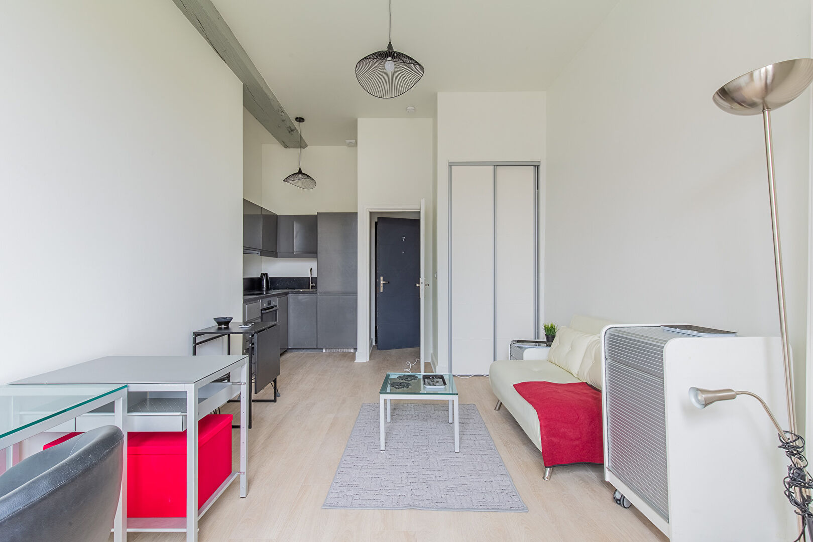 Yerres (91) 810 € / mois cc Appartement 1 pièce 24.40 m² Meublé Voir le bien