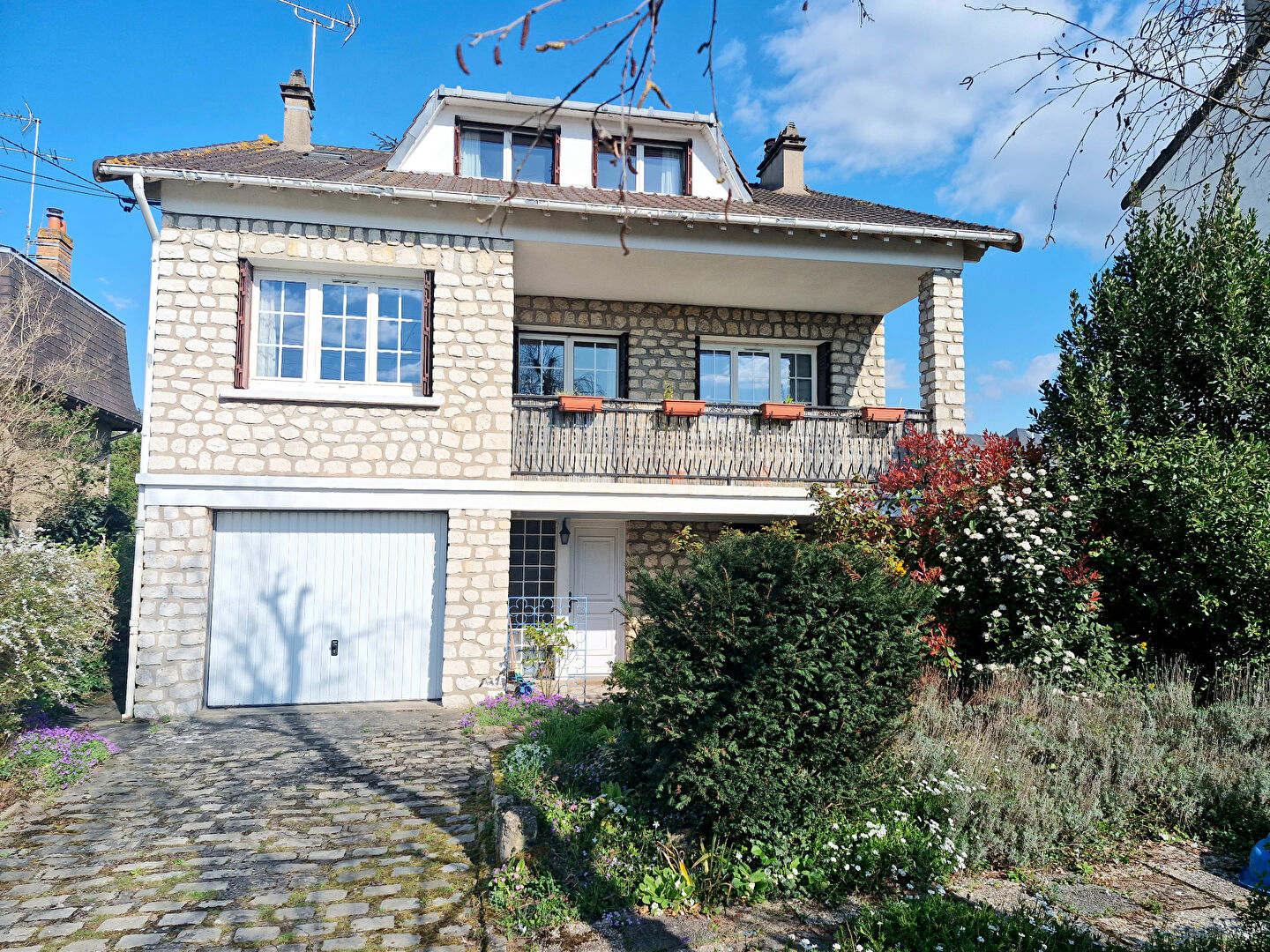 Maison MONTGERON (91230) 6 pièces 125.00 m²
