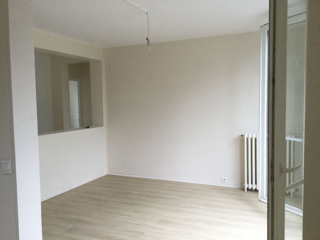 Appartement CROSNE (91560) 4 pi&egrave;ces 63.02 m&sup2;
